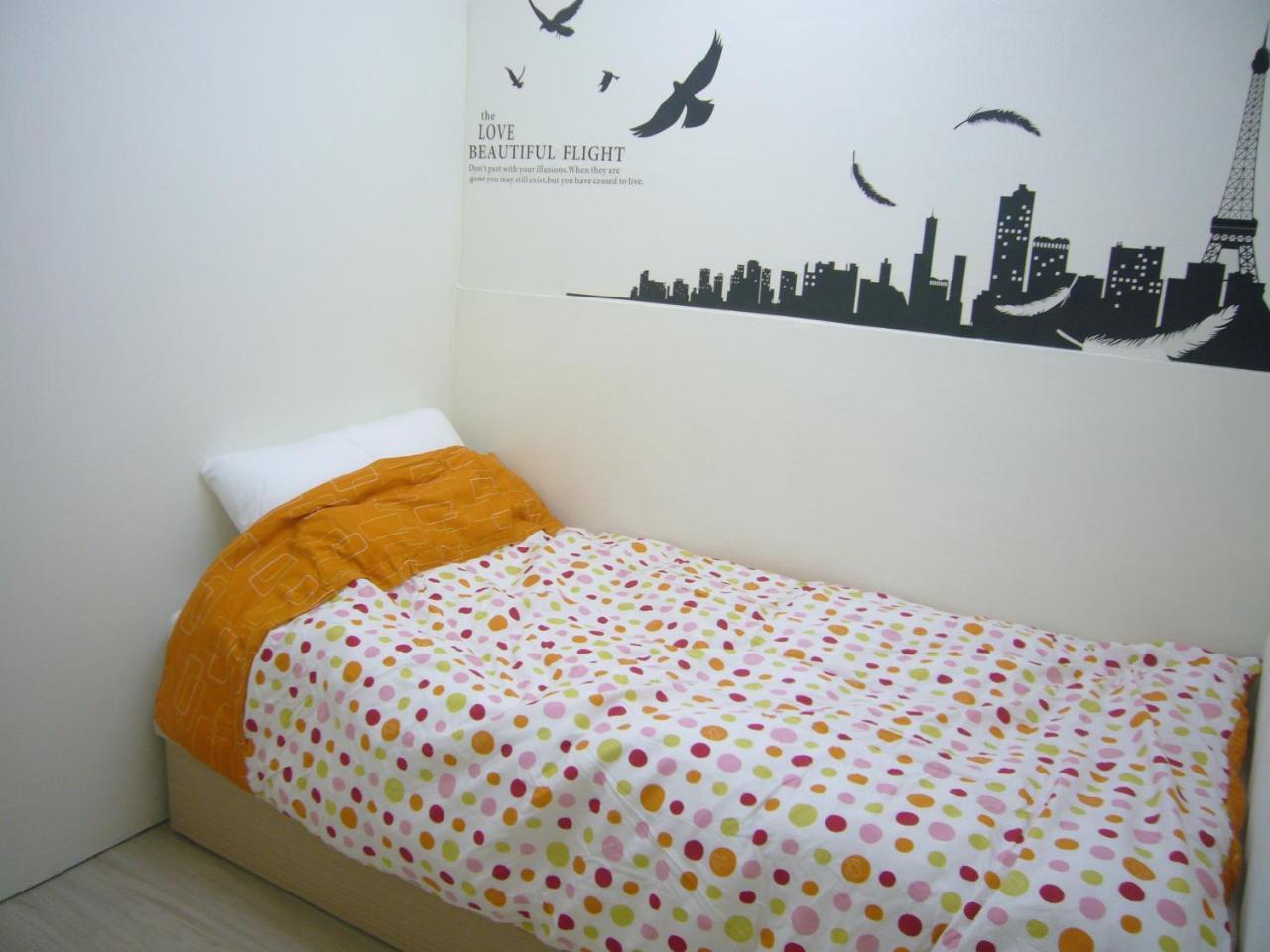 巢鴨青年館 Hostel Kaohsiung Bagian luar foto